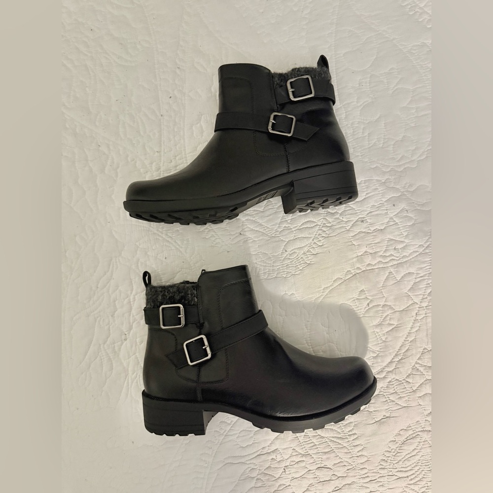 easy street Black Buckle Ankle Boots with Faux Fur Collar